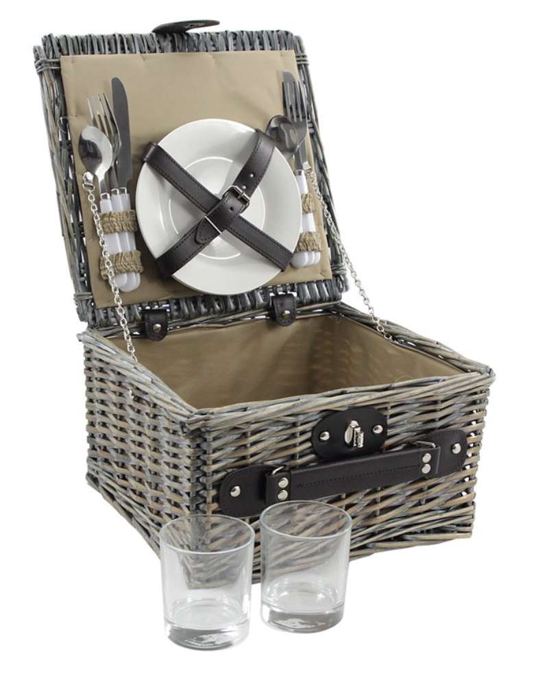 Charming Picnic Basket for Two