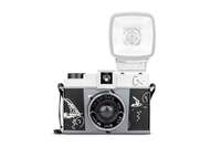 Capture Moments with Vintage Charm